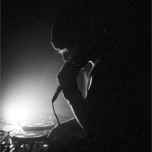 SHAKE A LIL’ SOMETHIN’ (Single)