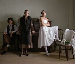 image-https://media.senscritique.com/media/000023124261/0/noces_de_sang.jpg