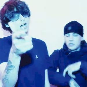 Hands Up (Single)