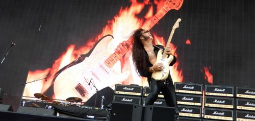 Cover Yngwie J. Malmsteen