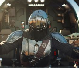 image-https://media.senscritique.com/media/000023143672/0/the_mandalorian_grogu.jpg