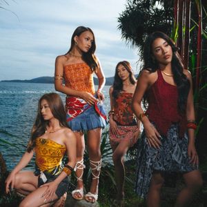 superstitious / falling in love (Single)