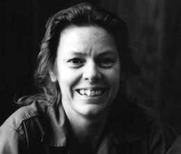 image-https://media.senscritique.com/media/000023161207/0/aileen_la_demoiselle_de_la_mort.jpg