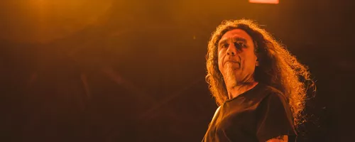 Cover Tom Araya