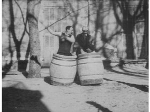 Boxeurs en tonneaux