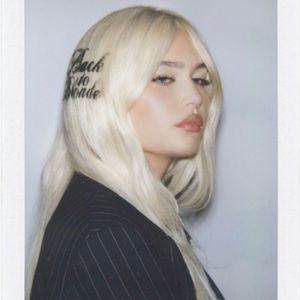 BACK TO BLONDE (Single)