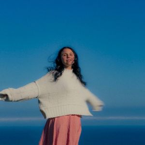 The Sweater Song (Single)