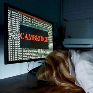 CAMBRIDGE (Single)