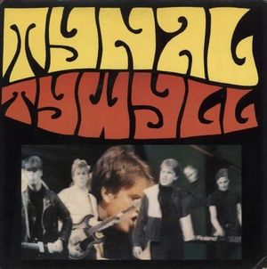 Syrthio Mewn Cariad â Tynal Tywyll (EP)