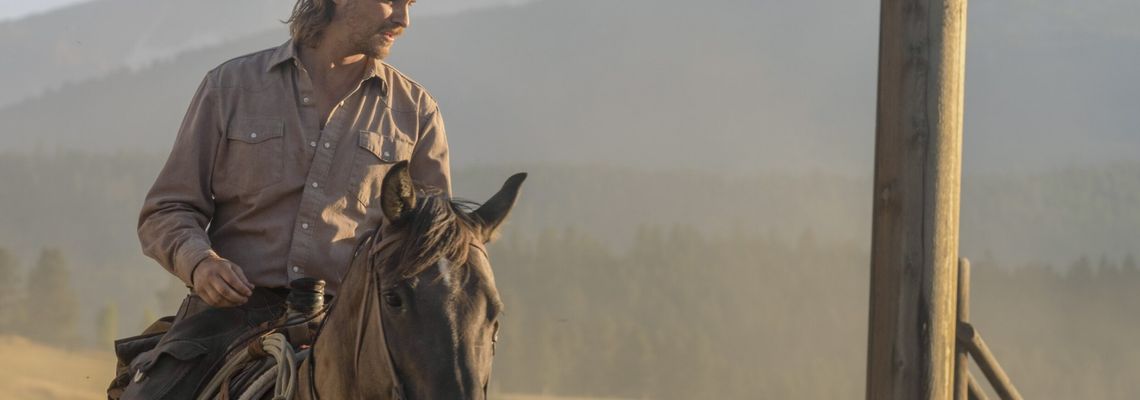 Cover Marshals : A Yellowstone Story