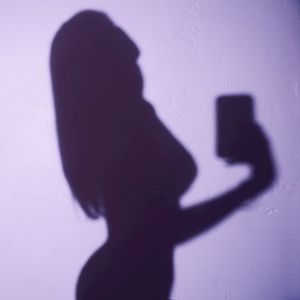 me with no shirt on (Single)