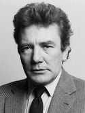 Albert Finney
