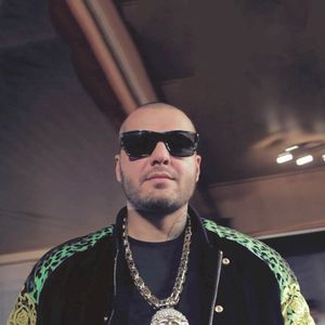 AKM (Single)