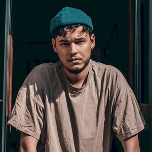 Dis‐moi (Single)
