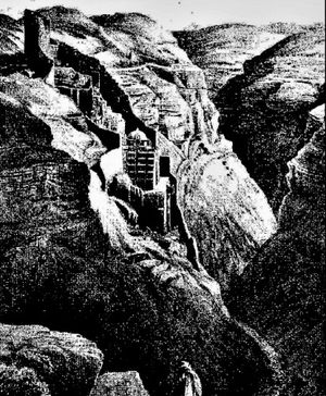 Distant Grandiosity of Horizons Past