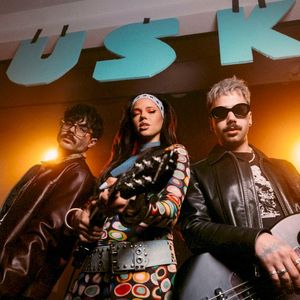 USK (Single)