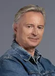 Robert Carlyle