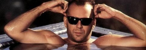 Bonjour, je m'appelle Bruce Willis, je prépare trankilou ma retraite et je t'emmerde.