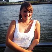 Caroline_Van_Aertenr