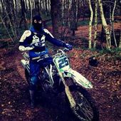 Cagoulé_Sur_La_Yamah