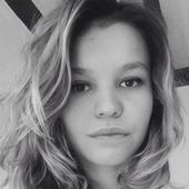Anaïs_Skb