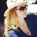 Chloé De Em