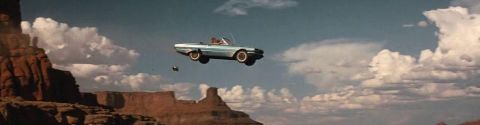 Les voitures, les motos, les camions...enfin les véhicules qui sautent d'une falaise, d'un pont, d'un immeuble... dans les films.