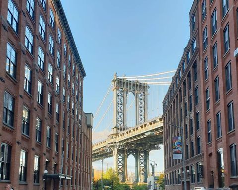 New York ! New york...