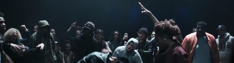 Dans la cour(t) des grands